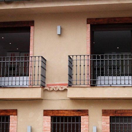 Apartamentos Turisticos Mirayuste Guadalupe  Rum bild