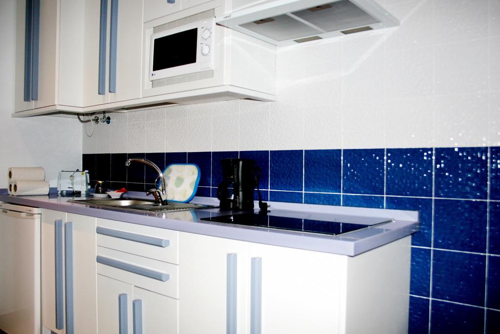 Apartamentos Turisticos Mirayuste Guadalupe  Exteriör bild