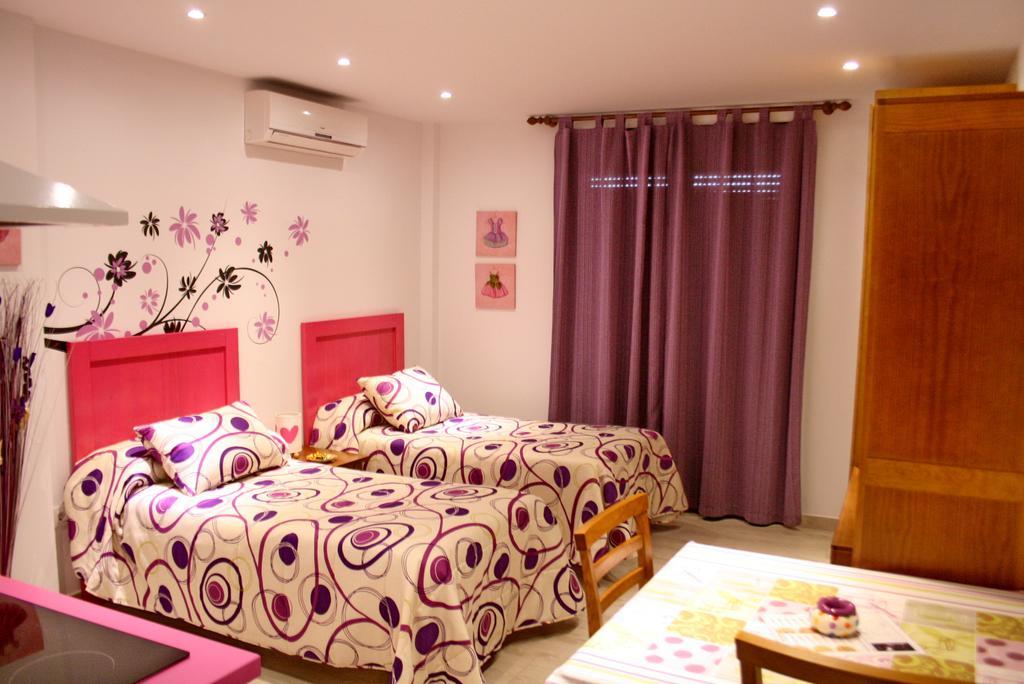 Apartamentos Turisticos Mirayuste Guadalupe  Exteriör bild