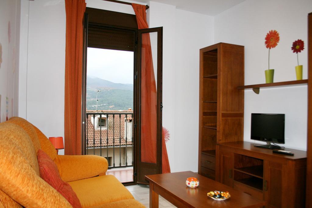 Apartamentos Turisticos Mirayuste Guadalupe  Rum bild