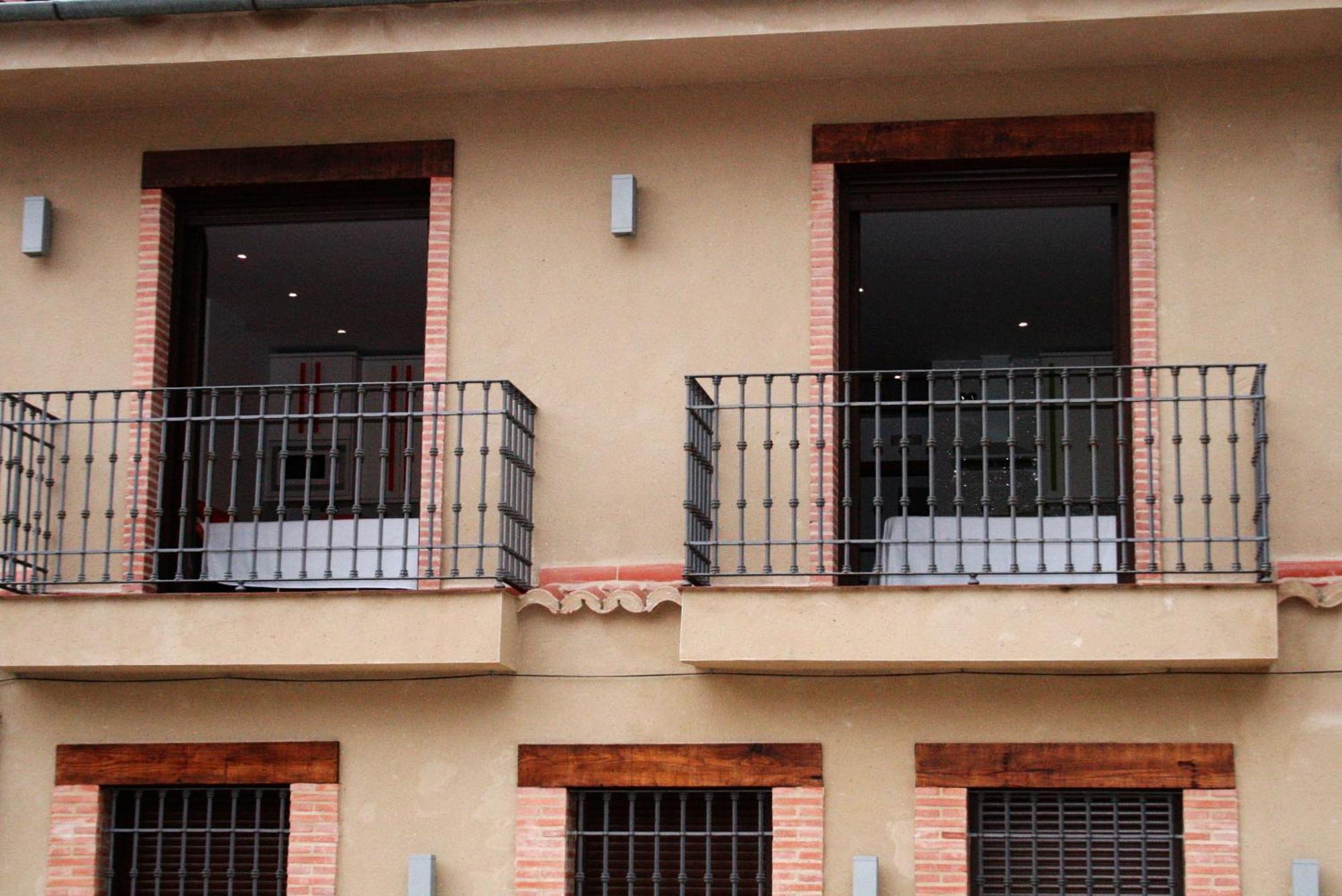 Apartamentos Turisticos Mirayuste Guadalupe  Rum bild
